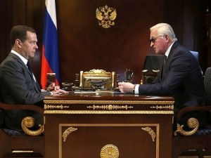 Премьер-министр РФ Дмитрий Медведев провел рабочую встречу с Президентом РСПП Александром Шохиным