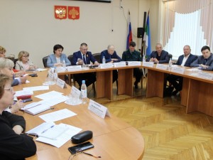 В Министерстве сельского хозяйства и потребительского рынка Республики Коми состоялось заседание Комиссии по противодействию незаконному обороту промышленной продукции в регионе.