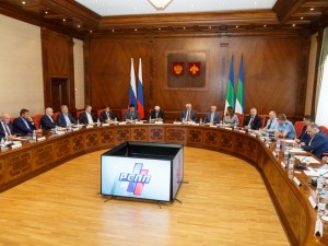Правительство Коми, Российский и региональный союзы промышленников и предпринимателей заключили трехстороннее соглашение