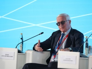 Александр Шохин: Российский бизнес вкладывает больше всего средств в развитие кадров